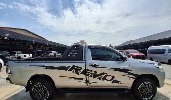 REVO 2WD 2018 2.4J MT STANDARD SILVER  1622 full