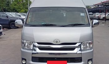 TOYOTA 2WD 2017 3.0 MT COMMUTER SILVER 8039 full