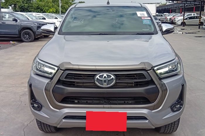 REVO 4WD 2021 2.4 MID MT DOUBLE CAB SILVER  4576 full