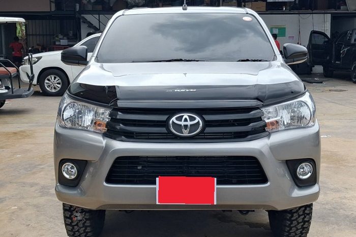 REVO 2WD 2018 2.4J MT STANDARD SILVER  6870 full