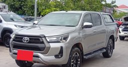 REVO 4WD 2021 2.4 MID MT DOUBLE CAB SILVER  7905