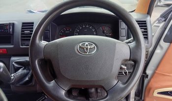 TOYOTA 2WD 2017 3.0 MT COMMUTER SILVER 8039 full