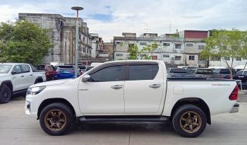 REVO PRE 2019 2.4E AT DOUBLE CAB WHITE  568 full