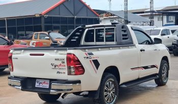 REVO 2WD 2018 2.4J MT STANDARD WHITE  8114 full