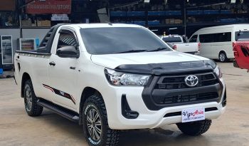 REVO 2WD 2018 2.4J MT STANDARD WHITE  8114 full