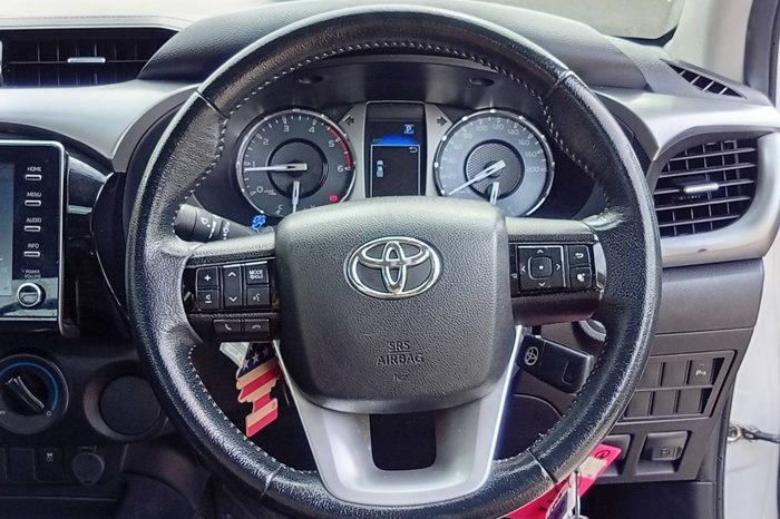 REVO PRE 2022 2.4 MID AT SAMRT CAB WHITE  2162 full