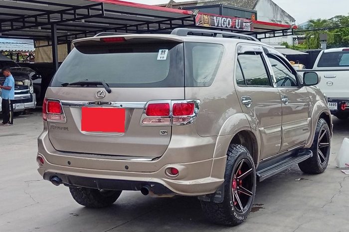 TOYOTA 4WD 2005 2.7V AT FORTUNER BROWN  1211 full