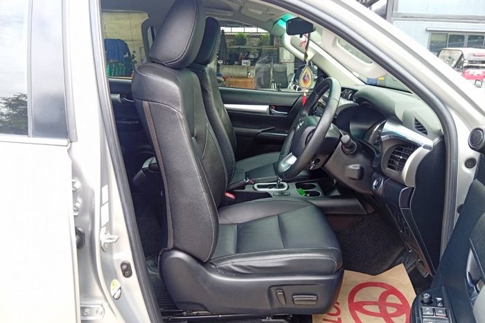 REVO 4WD 2021 2.8 HIGHT AT DOUBLE CAB SILVER  1614 full