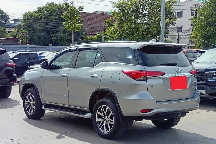 TOYOTA 4WD 2019 2.8V AT FORTUNER SILVER  3973 full