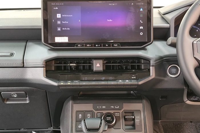 TRAVO OVERLAND PLUS 4WD 2026 2.8 AT DOUBLE CAB GREY  22063 full
