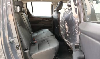 TRAVO OVERLAND PLUS 4WD 2026 2.8 AT DOUBLE CAB GREY  22063 full