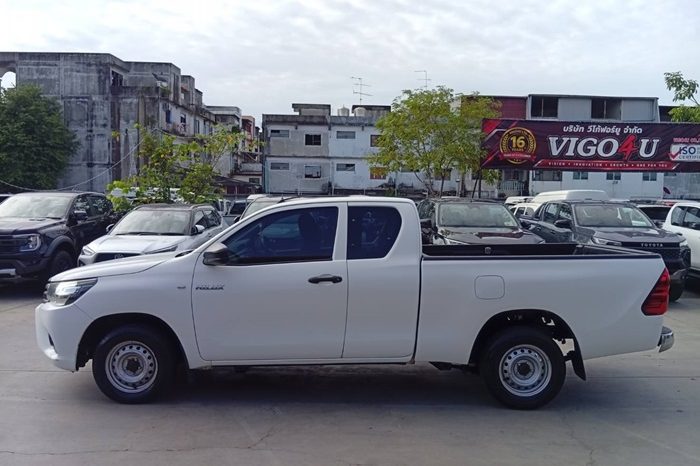 REVO 2WD 2017 2.4J MT SMART CAB WHITE  7043 full