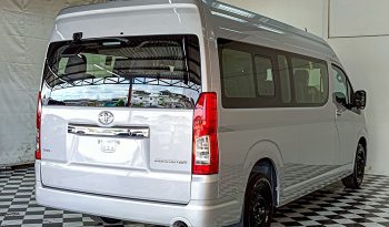 TOYOTA 2026 2WD 2.8 AT COMMUTER SILVER 45729 full