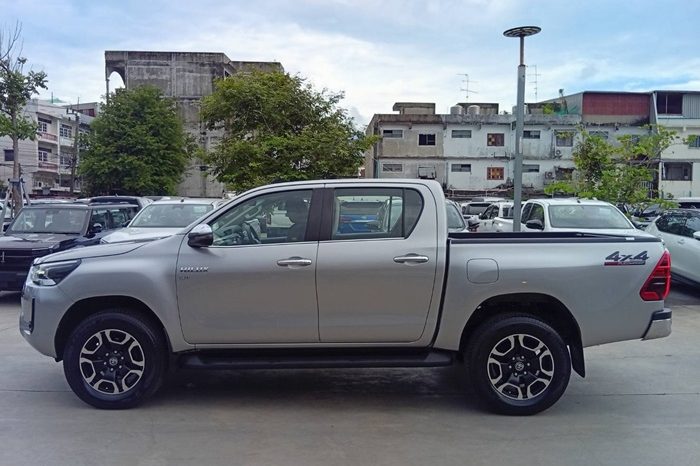 REVO 4WD 2021 2.8 HIGHT AT DOUBLE CAB SILVER  1623 full
