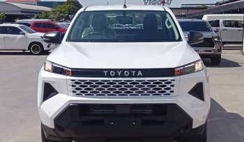 TRAVO SMART PRE 2026 2.8 AT DOUBLE CAB WHITE  800648 full