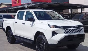 TRAVO SMART PRE 2026 2.8 AT DOUBLE CAB WHITE  800648 full
