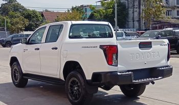 TRAVO SMART PRE 2026 2.8 AT DOUBLE CAB WHITE  800648 full