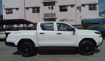 TRAVO SMART PRE 2026 2.8 AT DOUBLE CAB WHITE  800648 full
