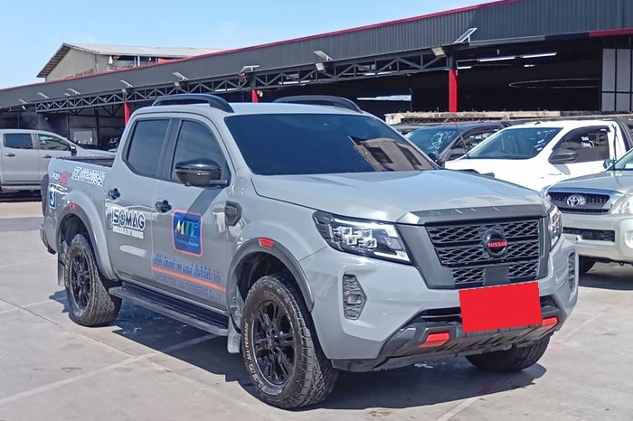 NISSAN 2021 4WD 2.3 AT DOUBLE CAB GREY  4686 full