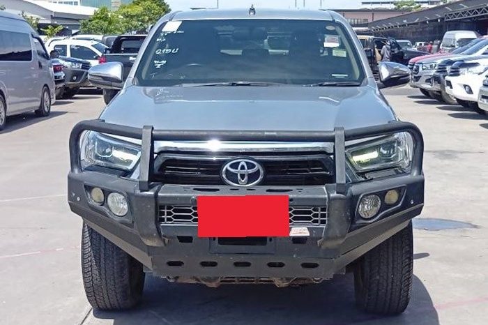 REVO 4WD 2021 2.8 HIGHT AT DOUBLE CAB SILVER  6834 full