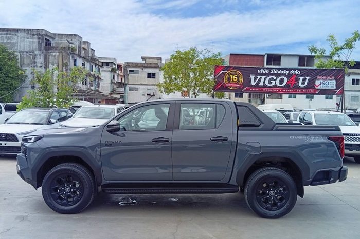 TRAVO OVERLAND PLUS 4WD 2026 2.8 AT DOUBLE CAB GREY  25608 full