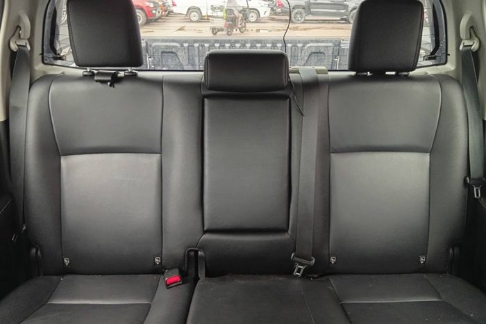 REVO PRE 2023 2.4 MID AT DOUBLE CAB DARK GREY  2882 full