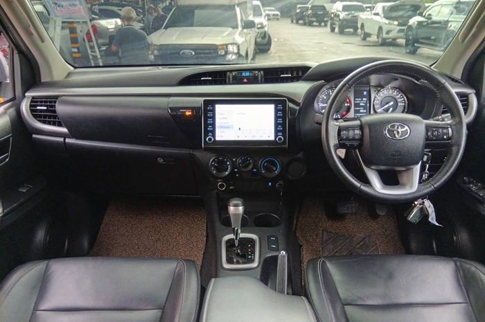 REVO PRE 2023 2.4 MID AT DOUBLE CAB DARK GREY  2882 full