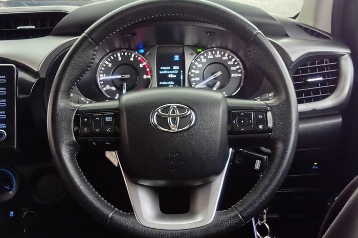 REVO PRE 2023 2.4 MID AT DOUBLE CAB DARK GREY  2882 full