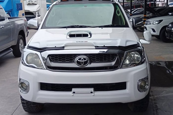 VIGO 4WD 2010 3.0G AT DOUBLE CAB WHITE  4097 full