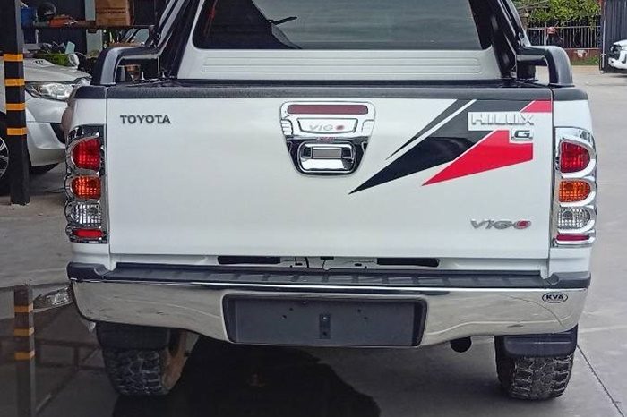 VIGO 4WD 2010 3.0G AT DOUBLE CAB WHITE  4097 full