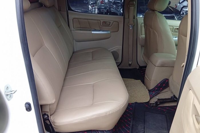 VIGO 4WD 2010 3.0G AT DOUBLE CAB WHITE  4097 full