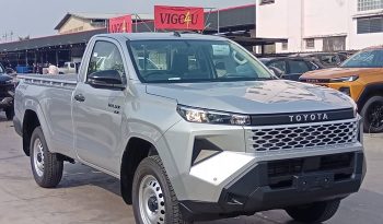 TRAVO 4TREX 4WD 2026 2.8 MT STANDARD SILVER  92020 full