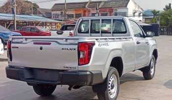TRAVO 4TREX 4WD 2026 2.8 MT STANDARD SILVER  92020 full