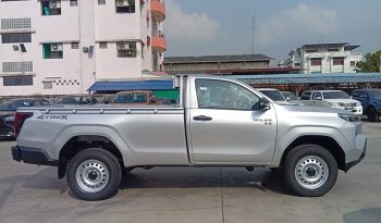 TRAVO 4TREX 4WD 2026 2.8 MT STANDARD SILVER  92020 full