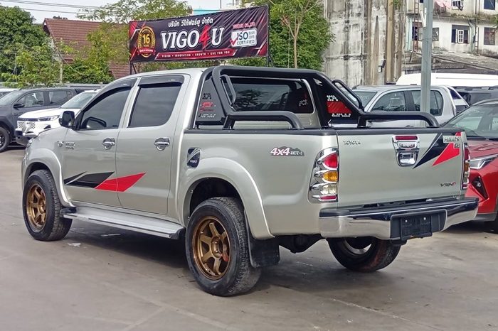 VIGO 4WD 2006 3.0G AT DOUBLE CAB SILVER  8931 full