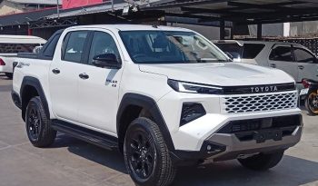 TRAVO OVERLAND PRE 2026 2.8 AT DOUBLE CAB WHITE  40096 full