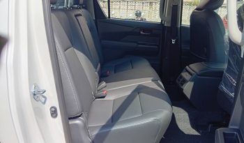TRAVO OVERLAND PRE 2026 2.8 AT DOUBLE CAB WHITE  40096 full