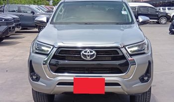 REVO 4WD 2022 2.4 MID MT SAMRT CAB SILVER  1762 full