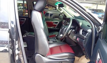 TOYOTA 2WD 2020 2.8V AT FORTUNER BLACK  8325 full