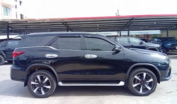 TOYOTA 2WD 2020 2.8V AT FORTUNER BLACK  8325 full