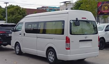 TOYOTA 2WD 2019 2.7 MT COMMUTER WHITE  3322 full