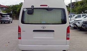 TOYOTA 2WD 2019 2.7 MT COMMUTER WHITE  3322 full