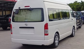 TOYOTA 2WD 2019 2.7 MT COMMUTER WHITE  3322 full