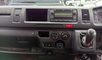 TOYOTA 2WD 2019 2.7 MT COMMUTER WHITE  3322 full