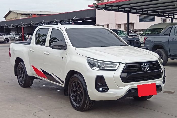 GR 2WD 2022 2.8G AT DOUBLE CAB WHITE  472 full