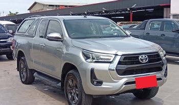 REVO 4WD 2022 2.4 MID MT SAMRT CAB SILVER  1762 full