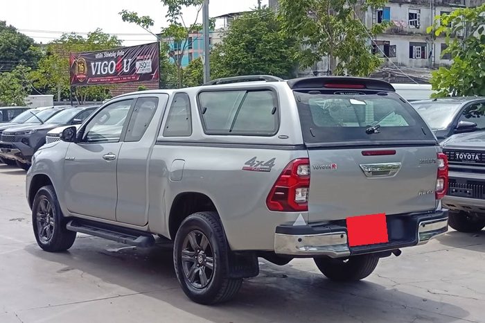REVO 4WD 2022 2.4 MID MT SAMRT CAB SILVER  1762 full