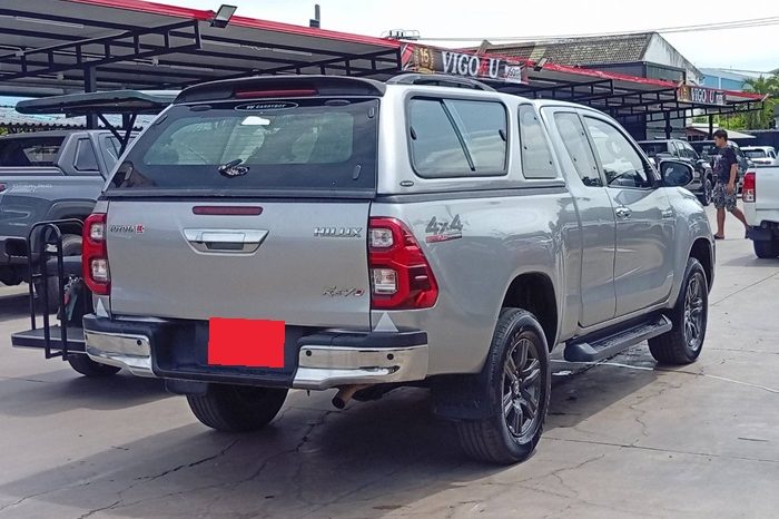 REVO 4WD 2022 2.4 MID MT SAMRT CAB SILVER  1762 full