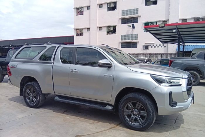 REVO 4WD 2022 2.4 MID MT SAMRT CAB SILVER  1762 full