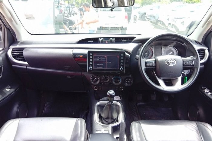 REVO 4WD 2022 2.4 MID MT SAMRT CAB SILVER  1762 full